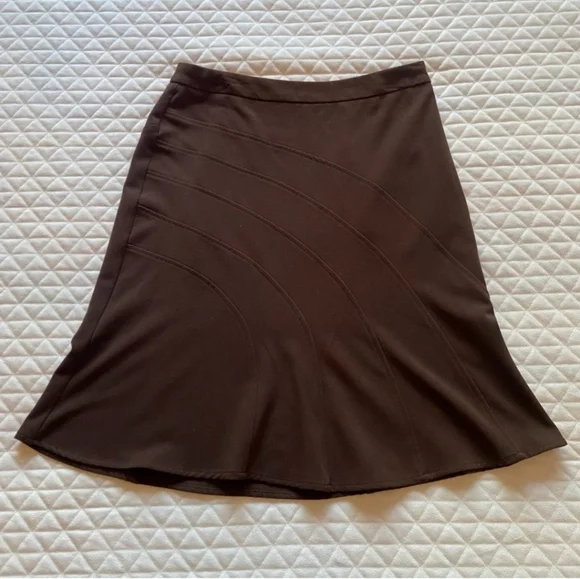Title Nine A-Line Skirt Dark Brown Stretch Size 10 Travel Y2K Comfy - Picture 3 of 8